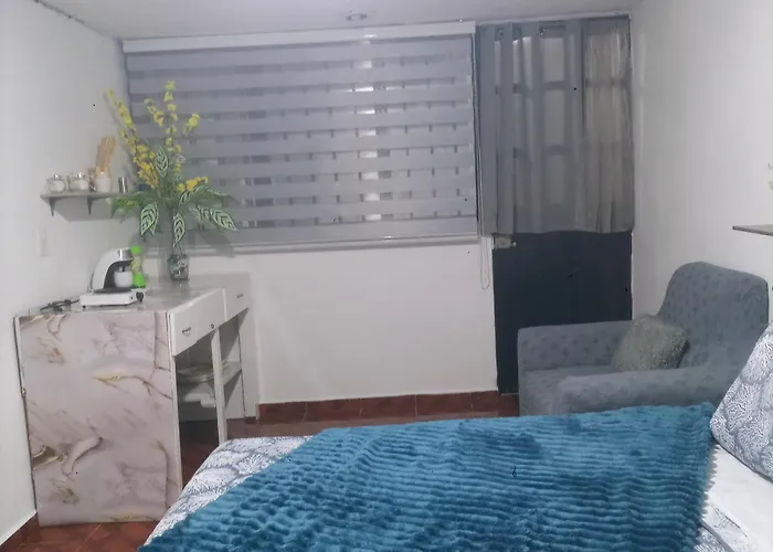 Hermosa King Size Bed O * Mexico City